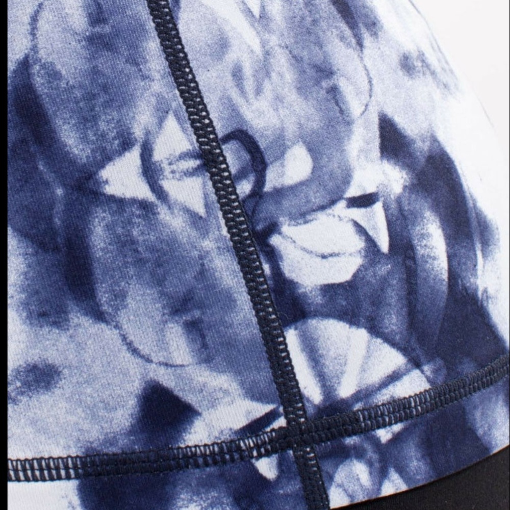 Lululemon Scoop Neck Tank Ink Blot White Indigo View 5